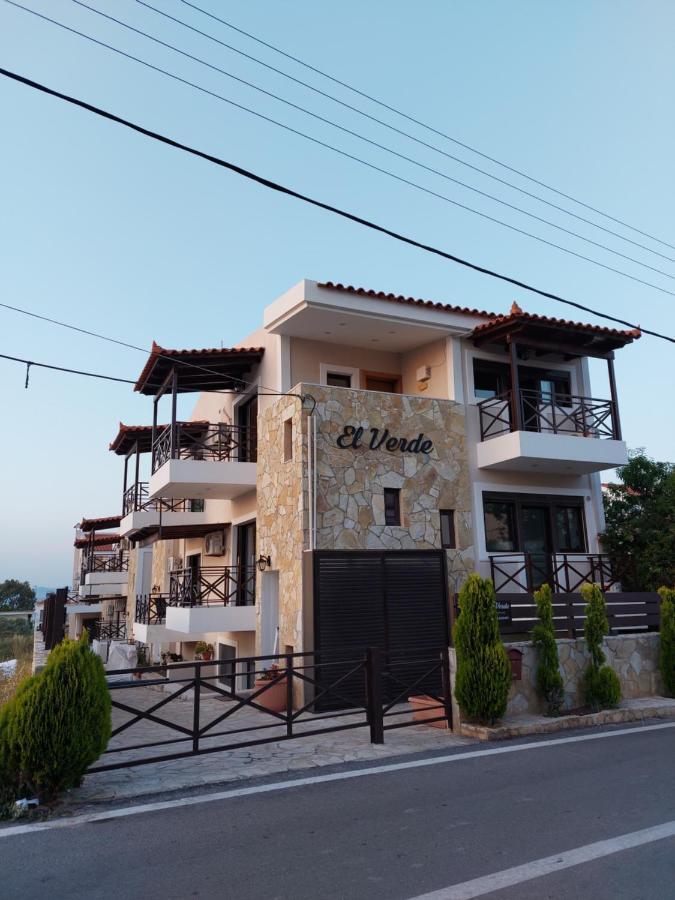 El Verde Apartments Skala  Exterior photo